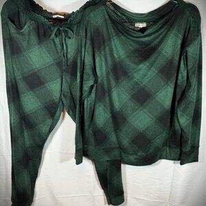 Maurice's Large Plaid Drape Neck Long sleeve with matching pants